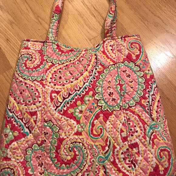 VERA BRADLEY QUILTED PURSE/TOTE - NEW CONDITION - Picture 2 of 6